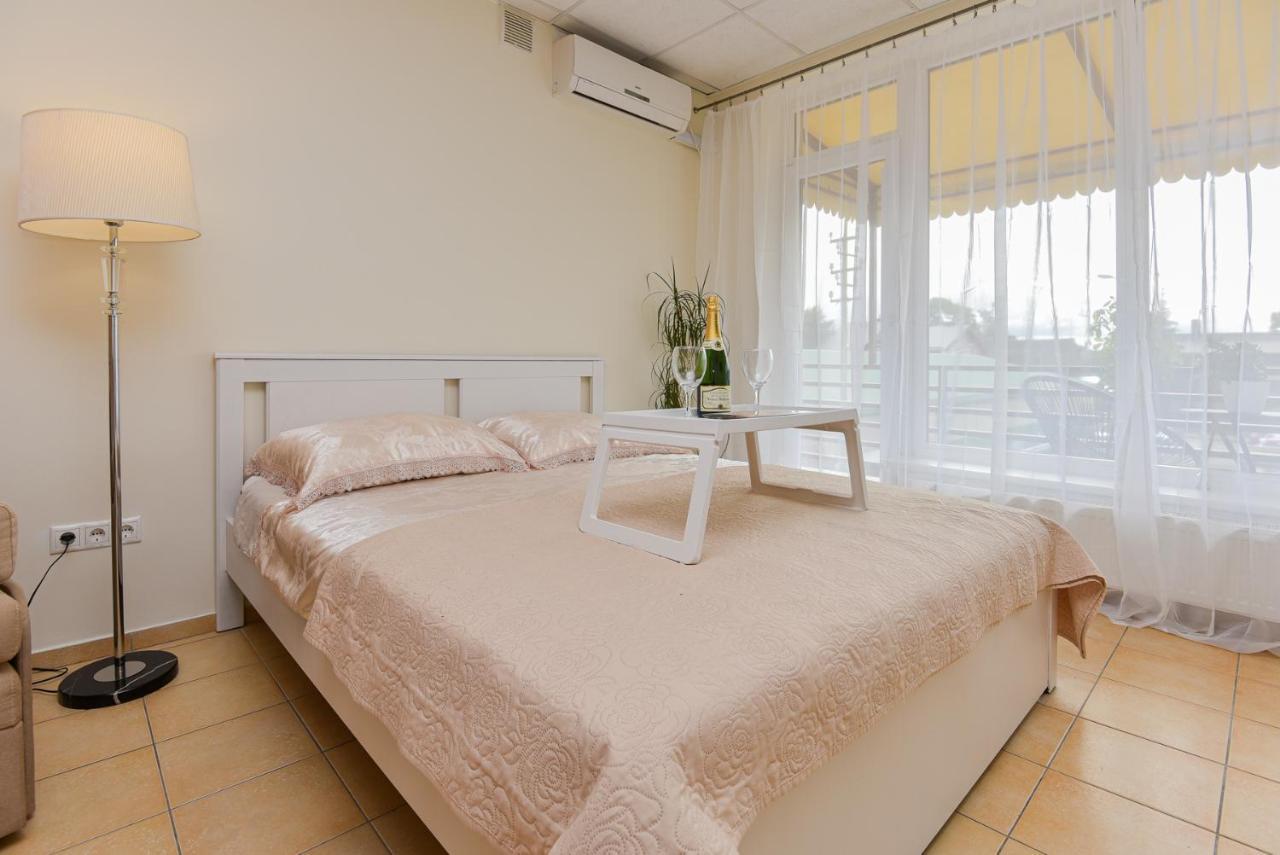 Palanga Center Studios Ngoại thất bức ảnh